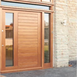 Ronseal Crystal Clear Outdoor Varnish Matt - 250ml 2 Ronseal Crystal Clear Outdoor Varnish Matt - 250ml -Best Paint Shop 12809431 9884833204548127